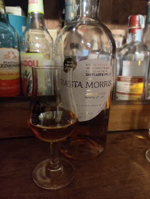 Photo of the rum Rasta Morris Ambré taken from user Vincent D