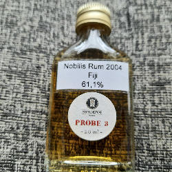 Photo of the rum No. 16 taken from user Timo Groeger