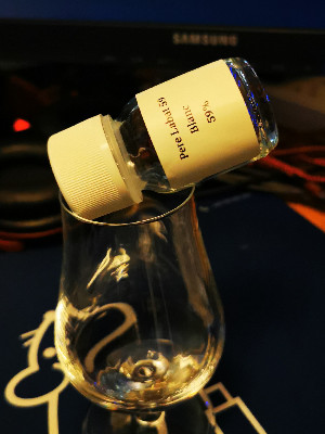 Photo of the rum Père Labat Blanc 59 taken from user Kevin Sorensen 🇩🇰