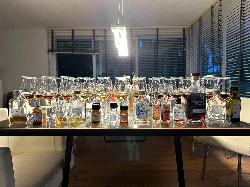 Photo of the rum REV taken from user Johannes