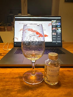 Photo of the rum Eminente Ambar Claro taken from user Oliver