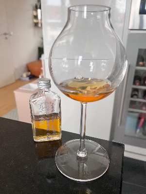 Photo of the rum Lontan - Chai Humide Grand Arôme taken from user Serge