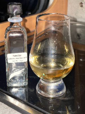 Photo of the rum The Nectar Of The Daily Drams LBI taken from user Thunderbird