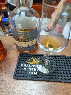 Photo of the rum Chairman’s Reserve The Forgotten Casks taken from user Tim 