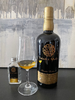 Photo of the rum The Spirit of Art Jamaica Blend «Esters' Delight» taken from user Adrian Wahl
