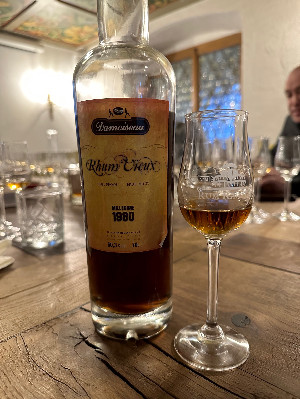 Photo of the rum Rhum Vieux taken from user Oliver