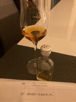Photo of the rum 2001 taken from user TheRhumhoe