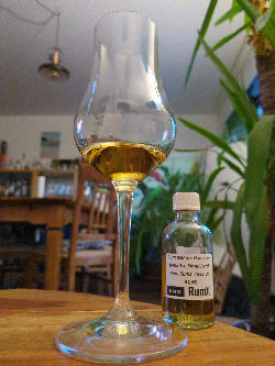 Photo of the rum Small Batch Rare Rums HLCF taken from user crazyforgoodbooze