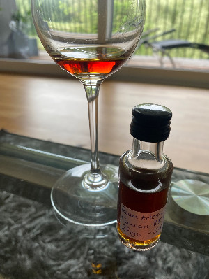 Photo of the rum Rum Artesanal Guyana Rum REV taken from user Mirco