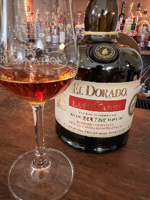 Photo of the rum El Dorado The Last Casks taken from user Andi