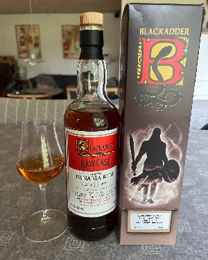 Photo of the rum Raw Cask Rum Finest Panama Rum taken from user Peder Frits Nielsen
