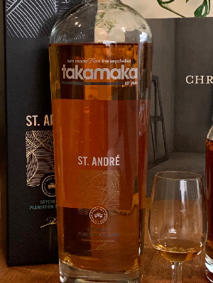 Photo of the rum Takamaka St. André 8 Years Old Rum taken from user Sylvain44