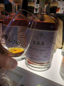 Photo of the rum S.B.S Guyana 2001 (Bourbon Cask) SV taken from user crazyforgoodbooze