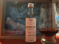 Photo of the rum S.B.S Guyana 2001 (Bourbon Cask) SV taken from user zabo