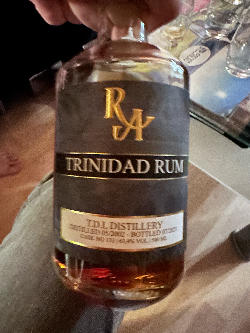 Photo of the rum Rum Artesanal Trinidad Rum taken from user Alex1981