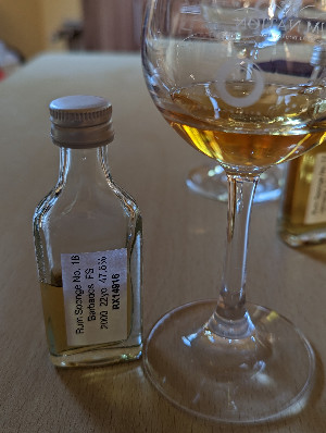 Photo of the rum Rum Sponge No. 18 taken from user Christian Rudt