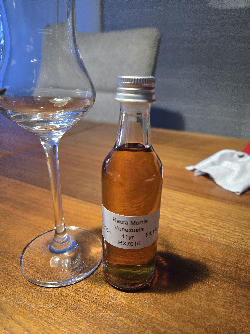 Photo of the rum  taken from user LukaŽiga