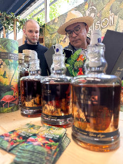 Photo of the rum La Maison du Rhum Barbade Hors D’Age taken from user TheJackDrop