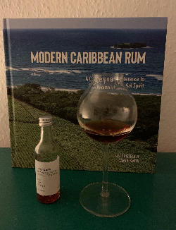 Photo of the rum Tamosi Haubariria KFM taken from user mto75