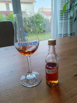 Photo of the rum Mystique Private Cask (The Whisky Exchange) taken from user Basti