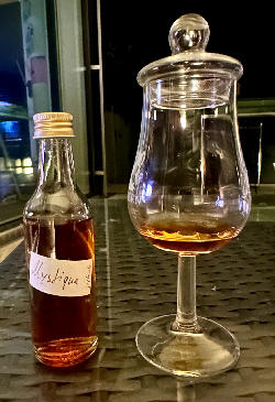 Photo of the rum  taken from user Jakob