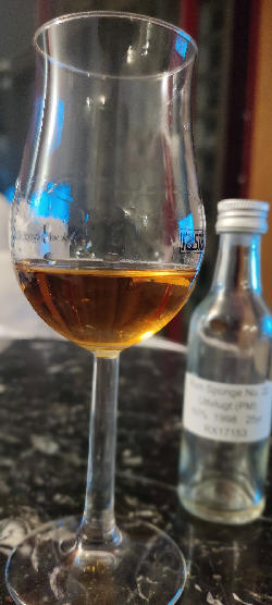 Photo of the rum Rum Sponge No. 22 taken from user Gregor