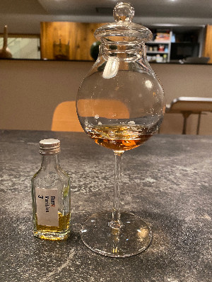 Photo of the rum 60 Years HERR taken from user Jarek