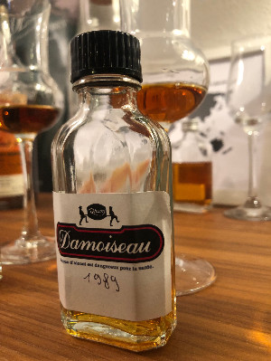 Photo of the rum 1989 taken from user Tschusikowsky