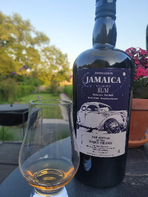 Photo of the rum The Nectar Of The Daily Drams Jamaica EMB taken from user Sebastian.W