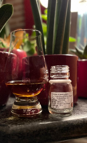 Photo of the rum Traditionnel - Série kraft taken from user Rare Akuma