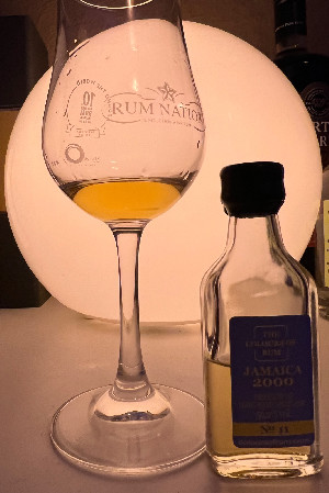 Photo of the rum Jamaica No. 11 taken from user Andi
