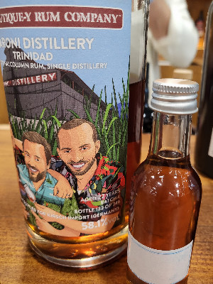 Photo of the rum Bottled for Kirsch Whisky taken from user zabo