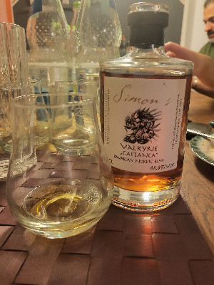 Photo of the rum Valkyrie Castanea taken from user zabo
