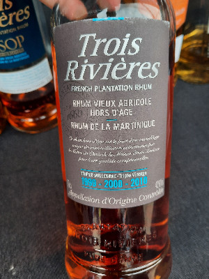 Photo of the rum Triple Millésime 1999-2000-2010 taken from user Werner10