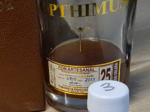 Photo of the rum Opthimus 25 Años taken from user Steffmaus🇩🇰