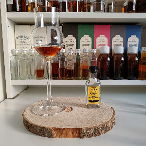 Photo of the rum Jamaica taken from user Righrum