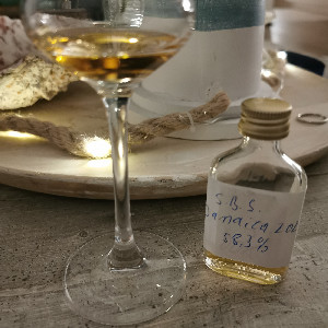 Photo of the rum S.B.S Jamaica (PX Cask Matured) NYE/WK taken from user Beach-and-Rum 🏖️🌴