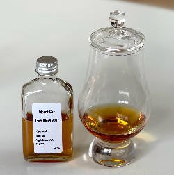 Photo of the rum Last Ward Barbados (Pure Single Rum) taken from user Thunderbird