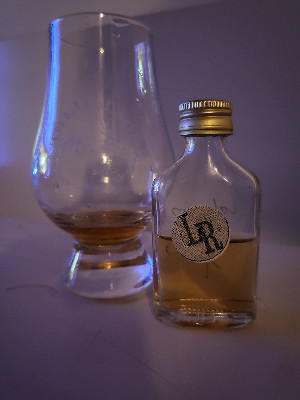 Photo of the rum Barbados 8Y taken from user zabo