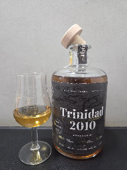 Photo of the rum  taken from user Martin Švojgr