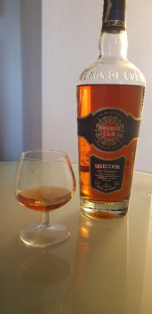 Photo of the rum Selección de Maestros taken from user Werni