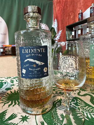 Photo of the rum Eminente Confrérie du Rhum x Excellence Rhum (Batch 1) taken from user Oliver