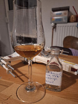 Photo of the rum Rum Artesanal Guadeloupe SFGB taken from user Alexander Rasch