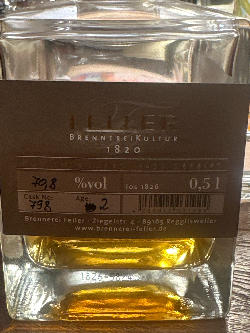 Photo of the rum  taken from user Johannes
