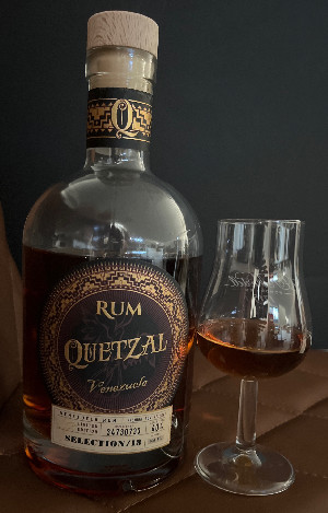 Photo of the rum Rum Quetzal Q taken from user BTHHo 🥃