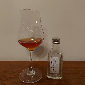 Photo of the rum Single Barrel (Selected by Kirsch) taken from user Maxence