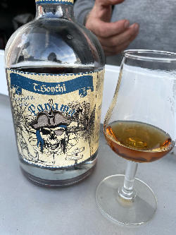 Photo of the rum T.Sonthi Panama taken from user Oli Dekrell