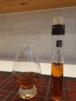 Photo of the rum Rum Artesanal Jamaica Rum EMB taken from user Aussierumfan