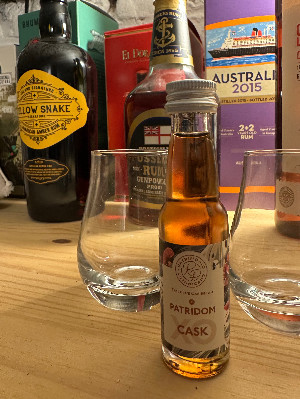 Photo of the rum Ron Esclavo XO Cask taken from user xJHVx