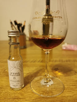 Photo of the rum No. 15 REV taken from user Gregor 